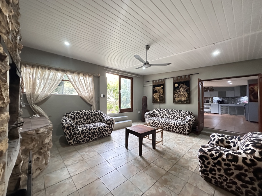 2 Bedroom Property for Sale in Stilbaai Oos Western Cape